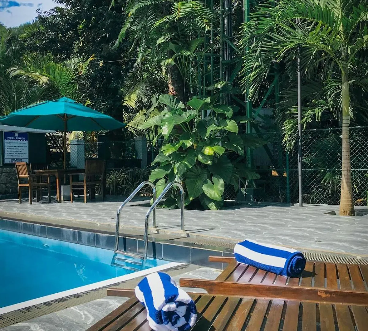 Hotel Fern Cliff Kandy